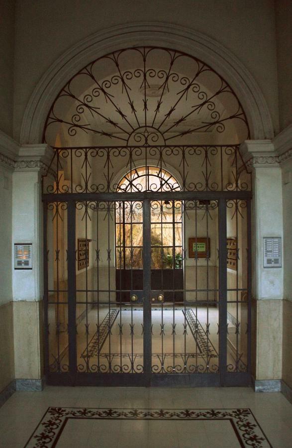 Rhome Away Trastevere - Domus โรม ภายนอก รูปภาพ