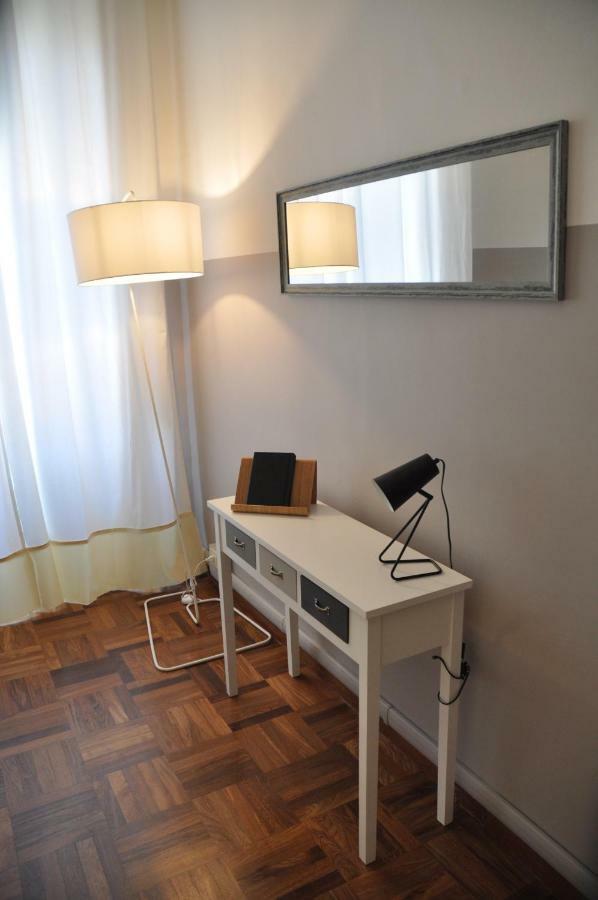 Rhome Away Trastevere - Domus โรม ภายนอก รูปภาพ