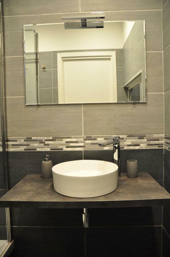 Rhome Away Trastevere - Domus โรม ภายนอก รูปภาพ